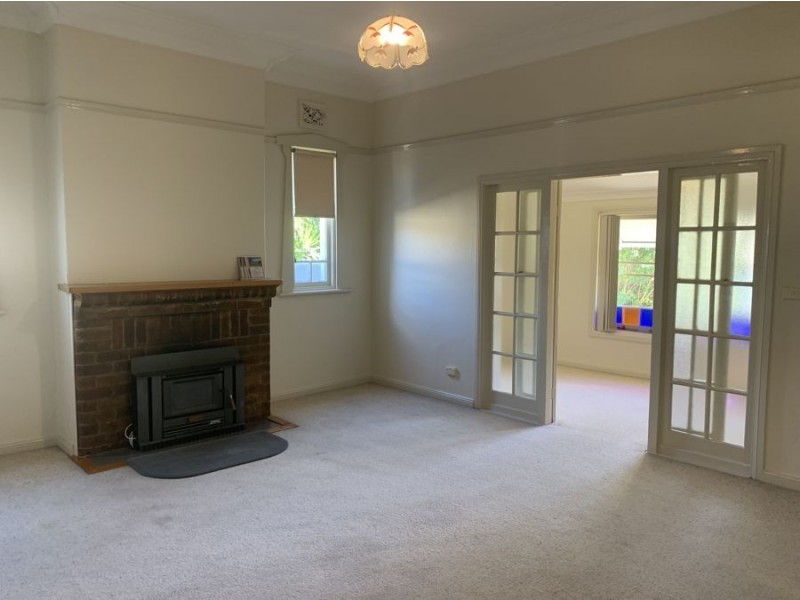 31 Castlereagh St, Singleton NSW 2330
