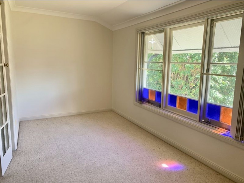 31 Castlereagh St, Singleton NSW 2330