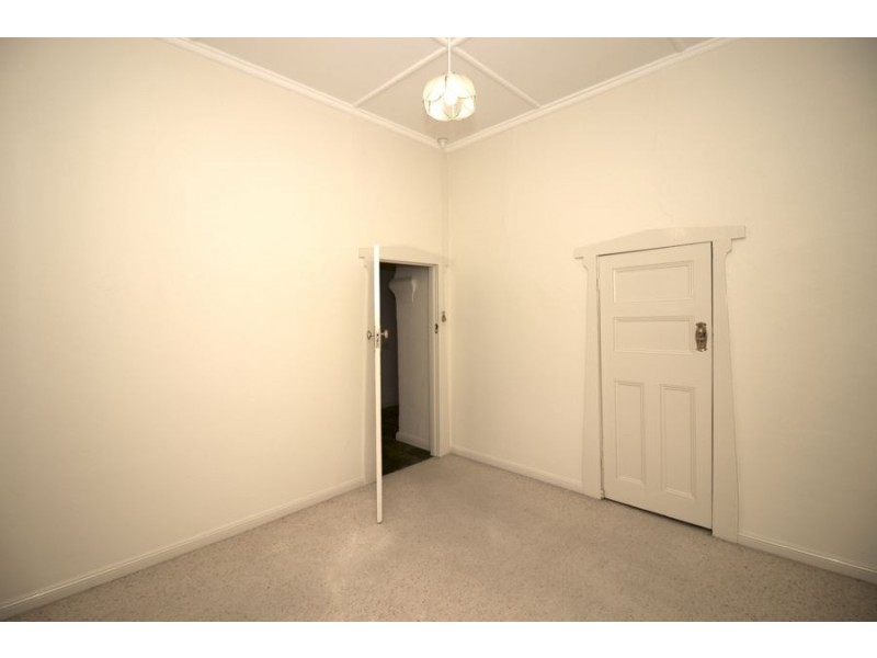 31 Castlereagh St, Singleton NSW 2330