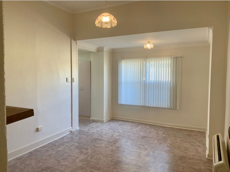 31 Castlereagh St, Singleton NSW 2330