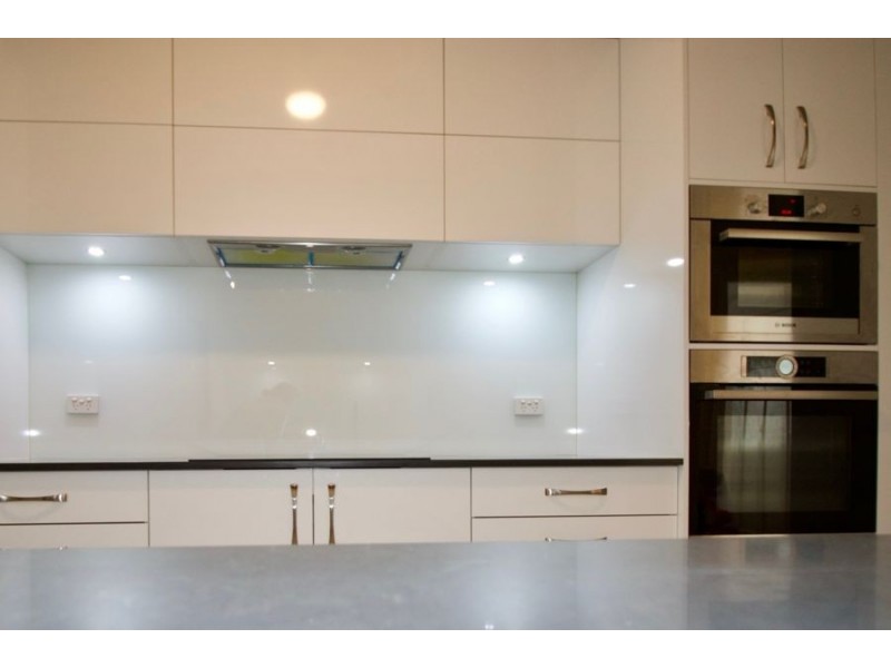 8 Castlereagh St, Singleton NSW 2330