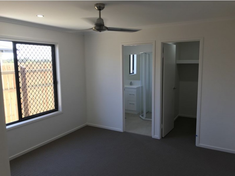 65 Serenity Drive, Eli Waters QLD 4655