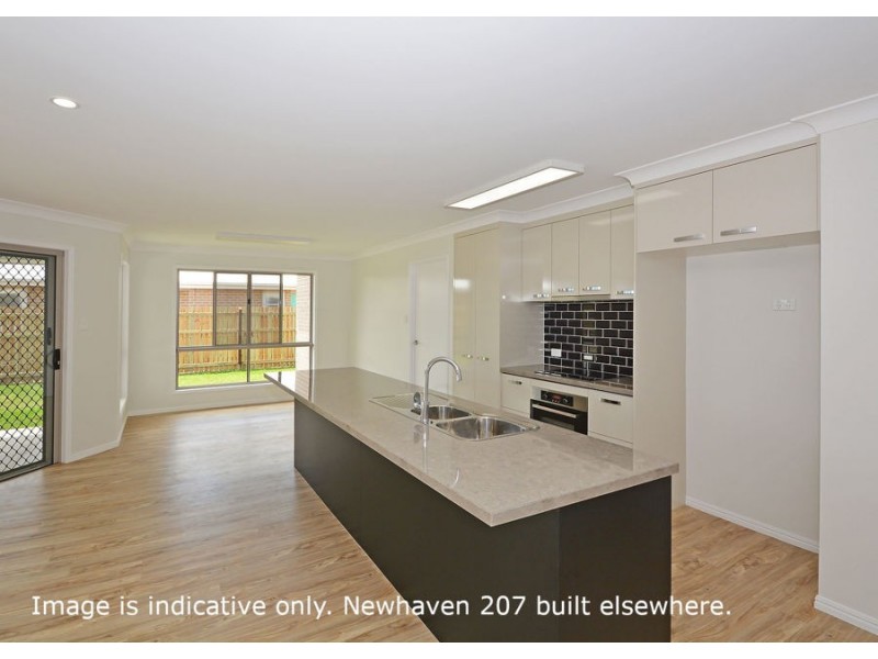 230 Imperial Circuit, Eli Waters QLD 4655