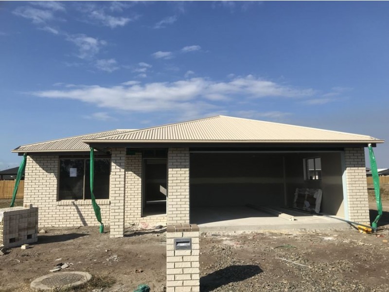Lot 303 Imperial Circuit, Eli Waters QLD 4655