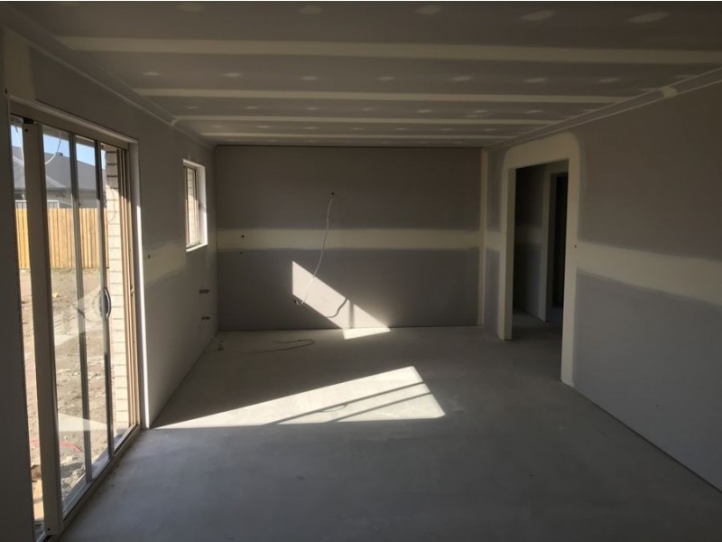 Lot 303 Imperial Circuit, Eli Waters QLD 4655