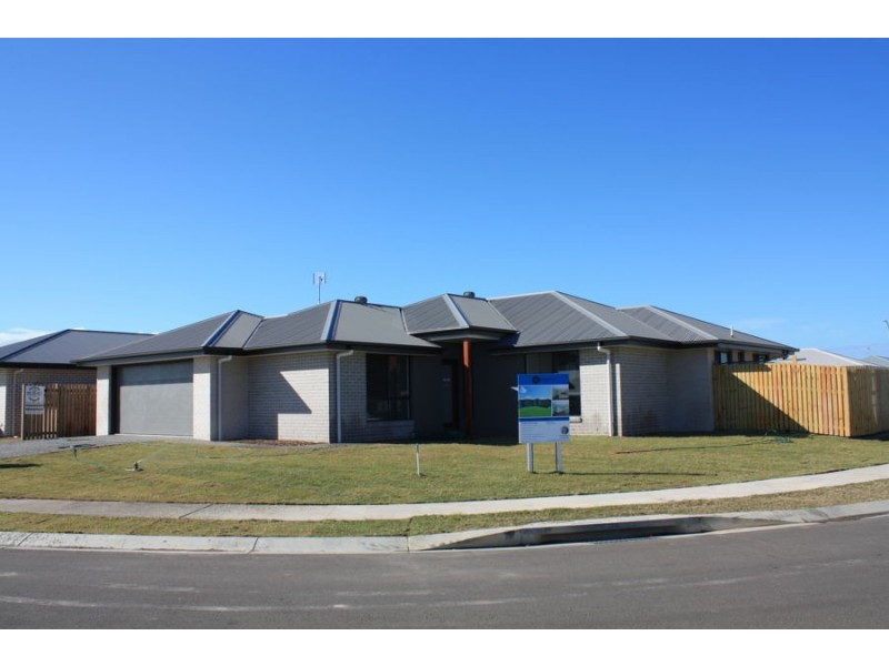 31 Imperial Circuit, Eli Waters QLD 4655