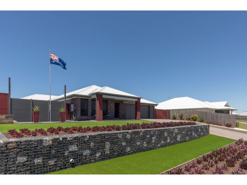 12 Mahalo Road, Booral QLD 4655