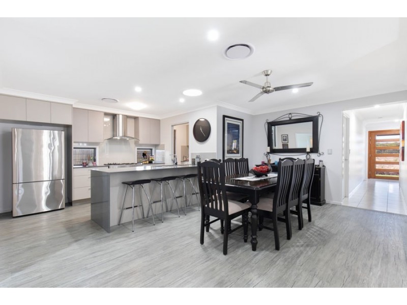 12 Mahalo Road, Booral QLD 4655