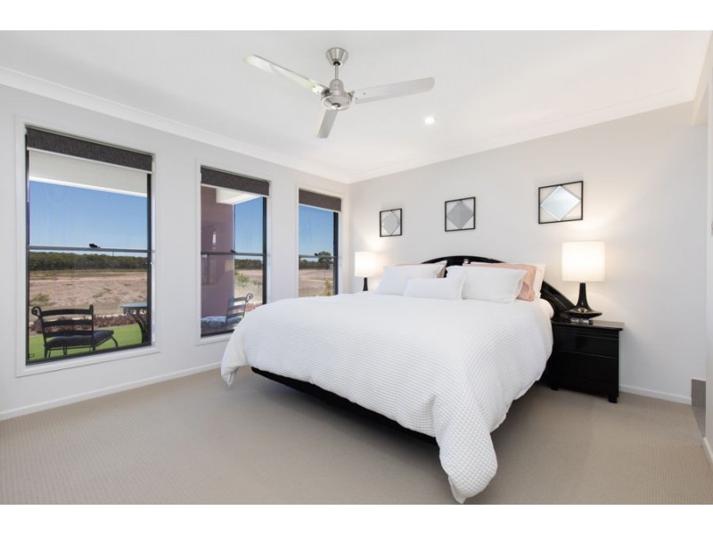 12 Mahalo Road, Booral QLD 4655