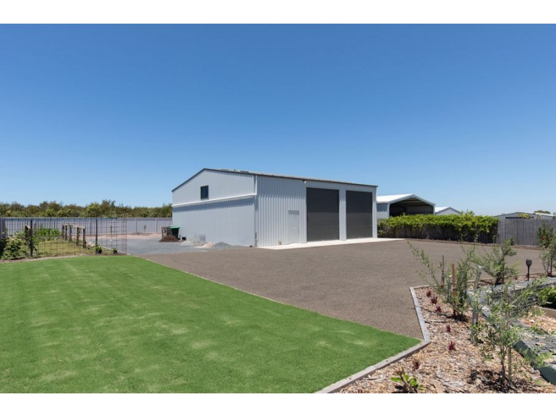 12 Mahalo Road, Booral QLD 4655