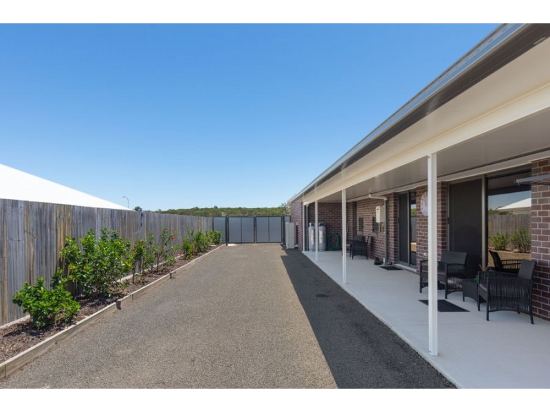 12 Mahalo Road, Booral QLD 4655