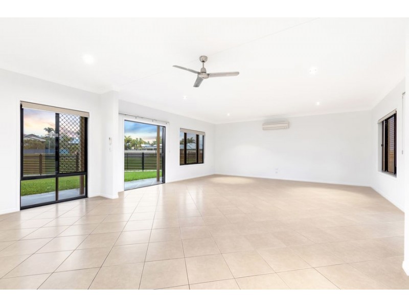 34 Turrum Street, Scarness QLD 4655