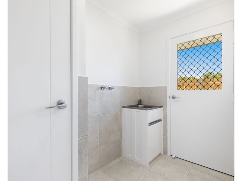 2 Waterside Way, Eli Waters QLD 4655