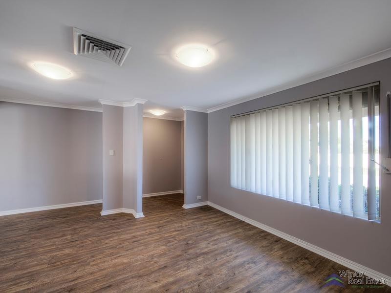 1 Lisbon Way, Seville Grove WA 6112