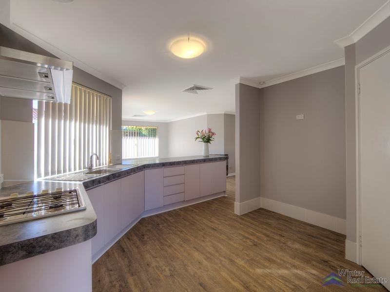 1 Lisbon Way, Seville Grove WA 6112