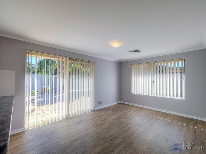 1 Lisbon Way, Seville Grove WA 6112