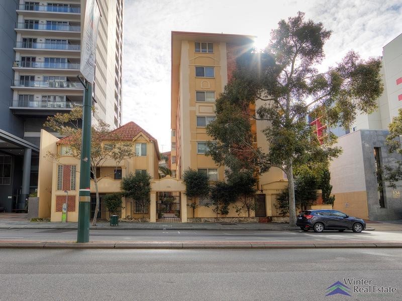 33/138 Adelaide Terrace, East Perth WA 6004