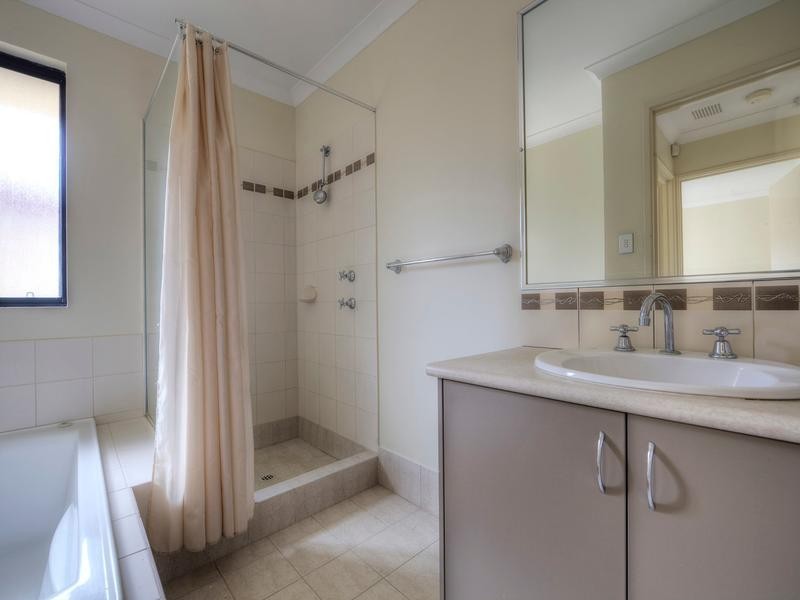 15B Wardong Road, Westminster WA 6061