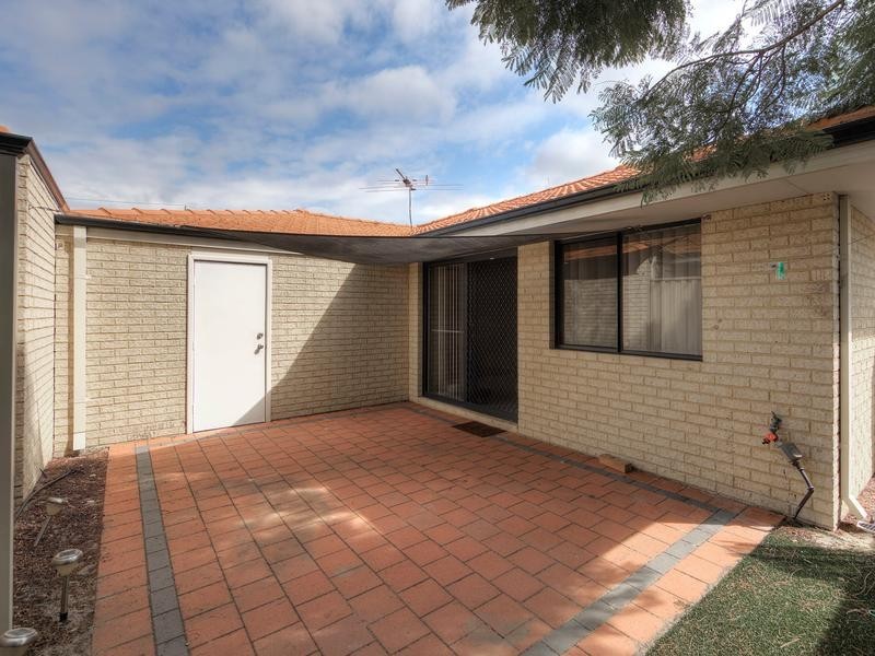 15B Wardong Road, Westminster WA 6061