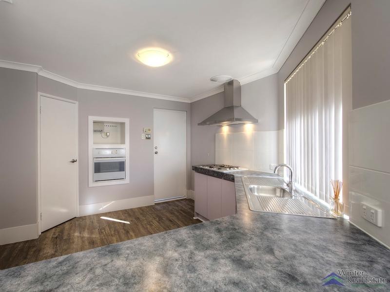 1 Lisbon Way, Seville Grove WA 6112