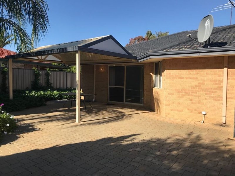 1 Lisbon Way, Seville Grove WA 6112