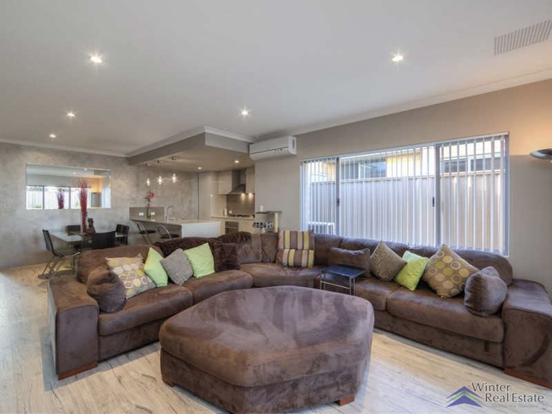 6/3 Kaoriki Court, Maida Vale WA 6057
