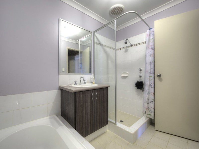 43 Tapioca Drive, Aveley WA 6069