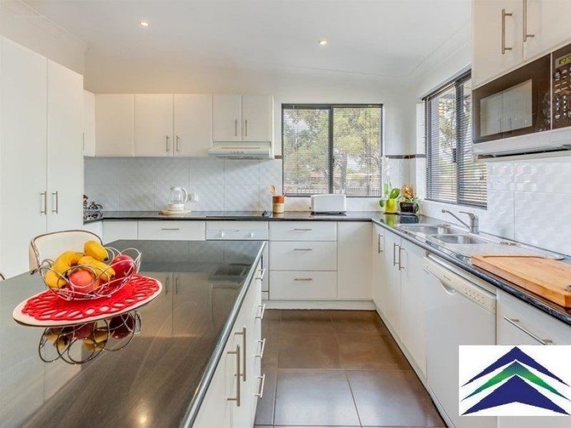 141 Forrest Road, Armadale WA 6112