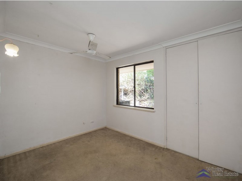 11 Bamlett Street, Mount Nasura WA 6112