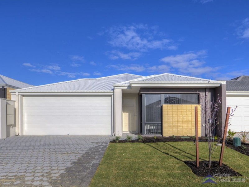 21 Simcoe Way, Caversham WA 6055