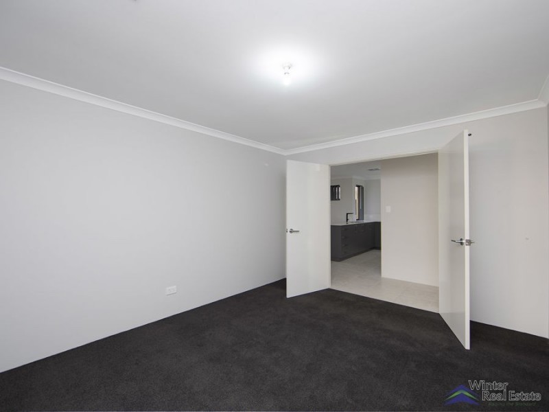 21 Simcoe Way, Caversham WA 6055