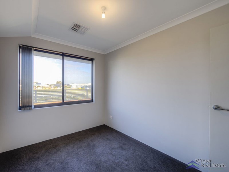 21 Simcoe Way, Caversham WA 6055