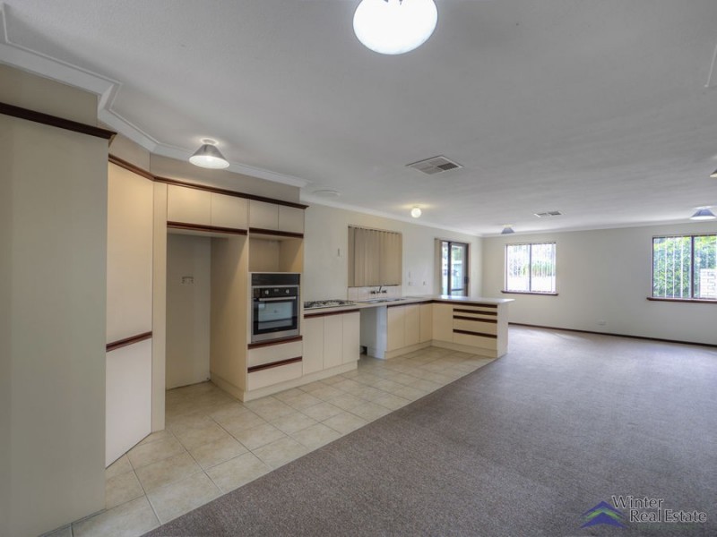 302 Kalamunda Road, Maida Vale WA 6057