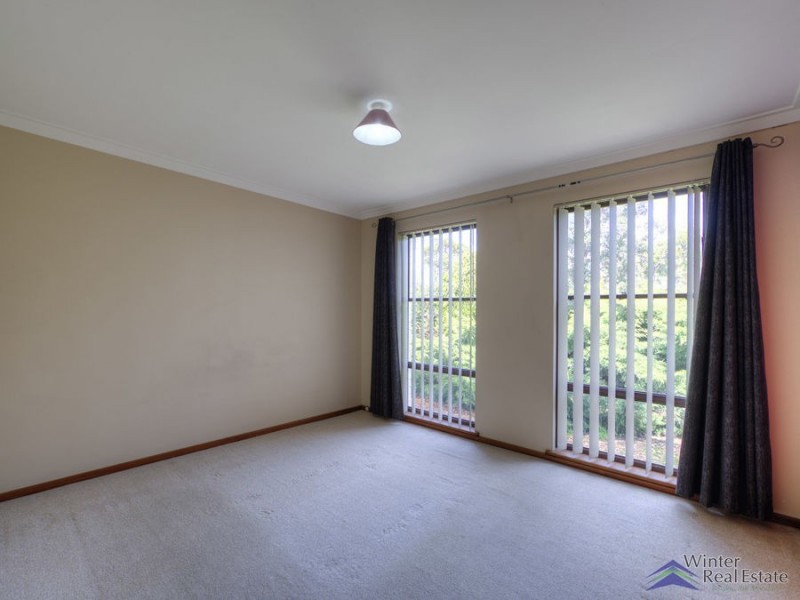 302 Kalamunda Road, Maida Vale WA 6057