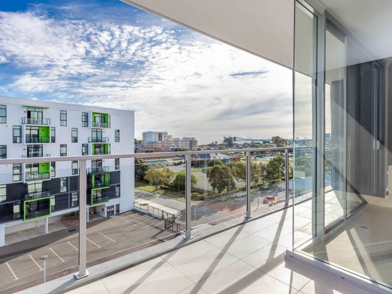 73/24 Flinders Lane, Rockingham WA 6168