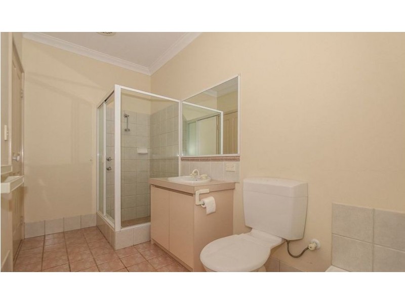 3/3 Dixon Road, Kalamunda WA 6076