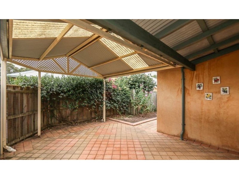 3/3 Dixon Road, Kalamunda WA 6076