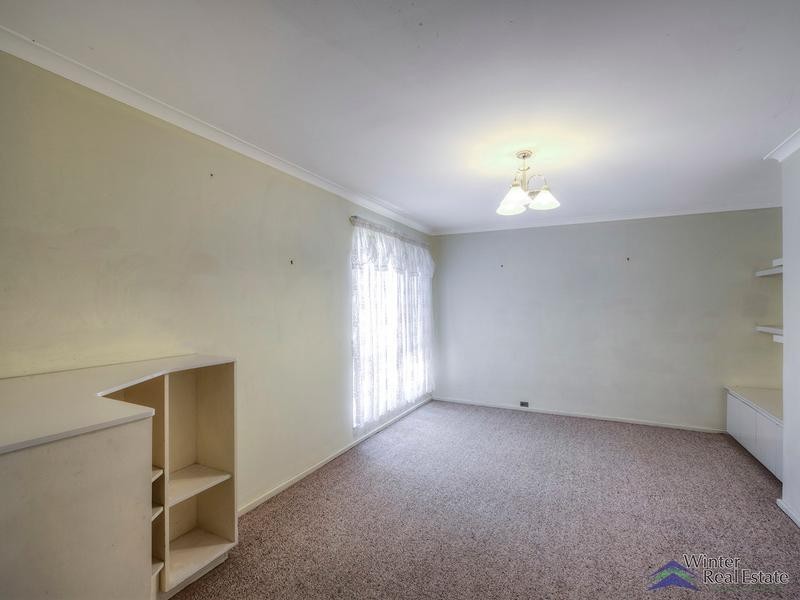 5 Banner Place, Lesmurdie WA 6076