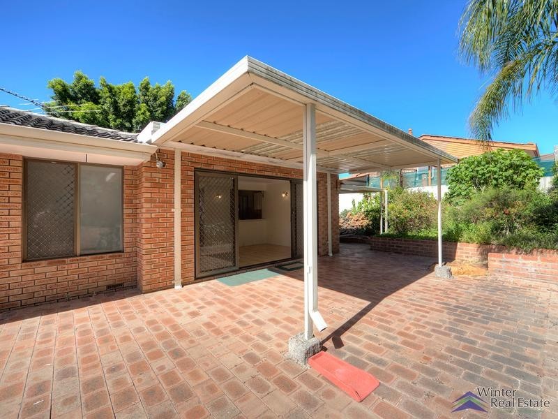 5 Banner Place, Lesmurdie WA 6076