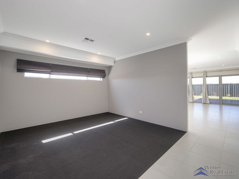 41 Castella Drive, Caversham WA 6055