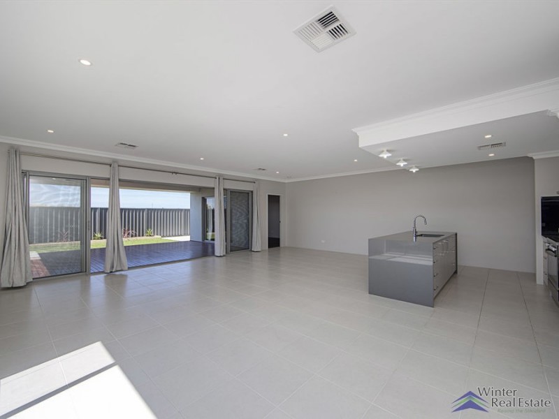 41 Castella Drive, Caversham WA 6055