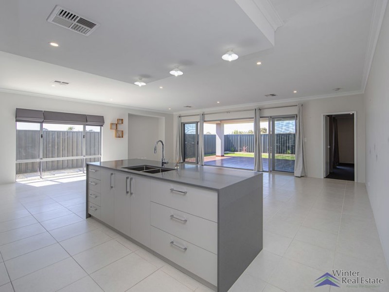 41 Castella Drive, Caversham WA 6055
