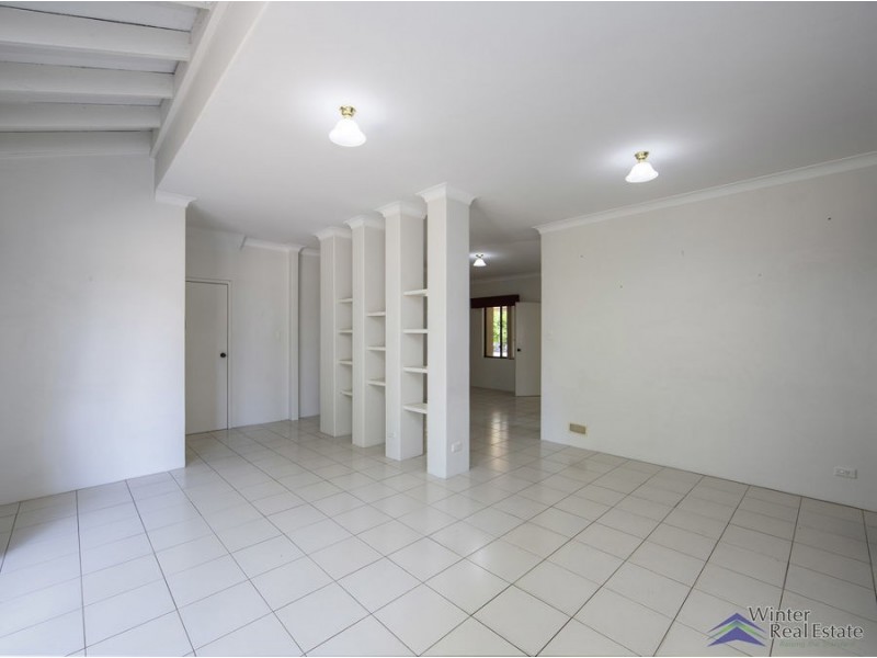 19 Ravenswood Road, Maida Vale WA 6057