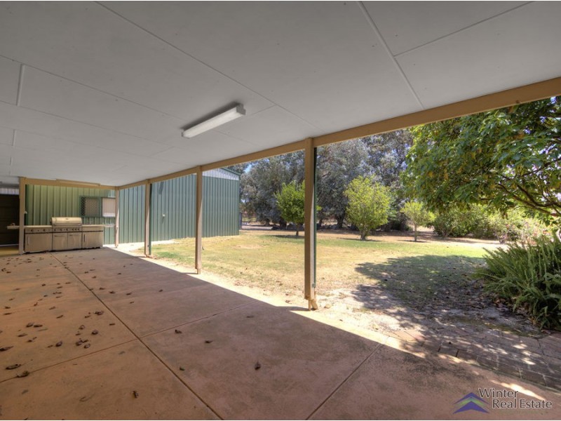 19 Ravenswood Road, Maida Vale WA 6057