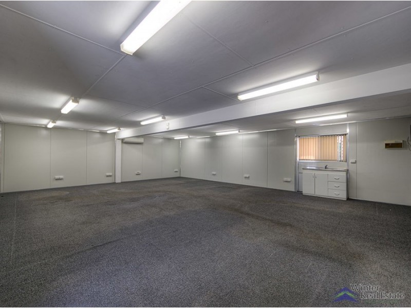 19 Ravenswood Road, Maida Vale WA 6057