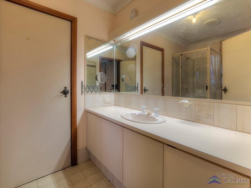 28 Corbel Street, Shelley WA 6148