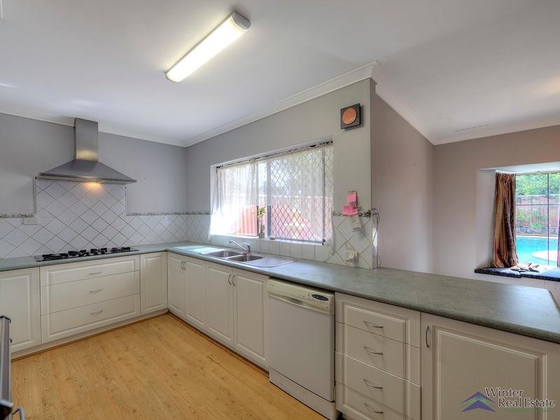 28 Corbel Street, Shelley WA 6148