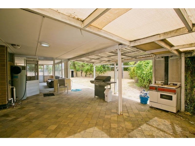 36 Wynne Street, Hazelmere WA 6055