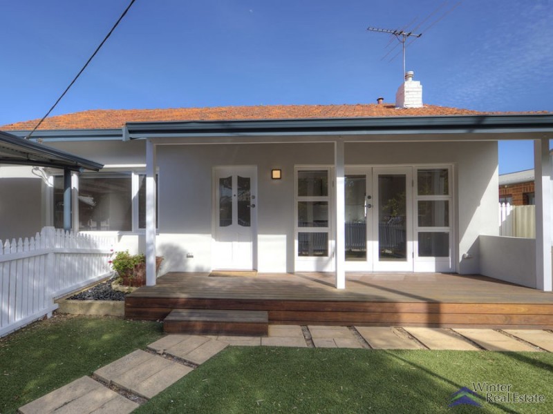 17 Hugh Street, Guildford WA 6055