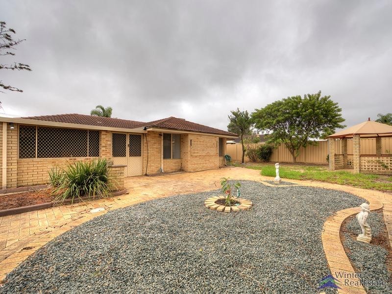 4 Finch Court, High Wycombe WA 6057